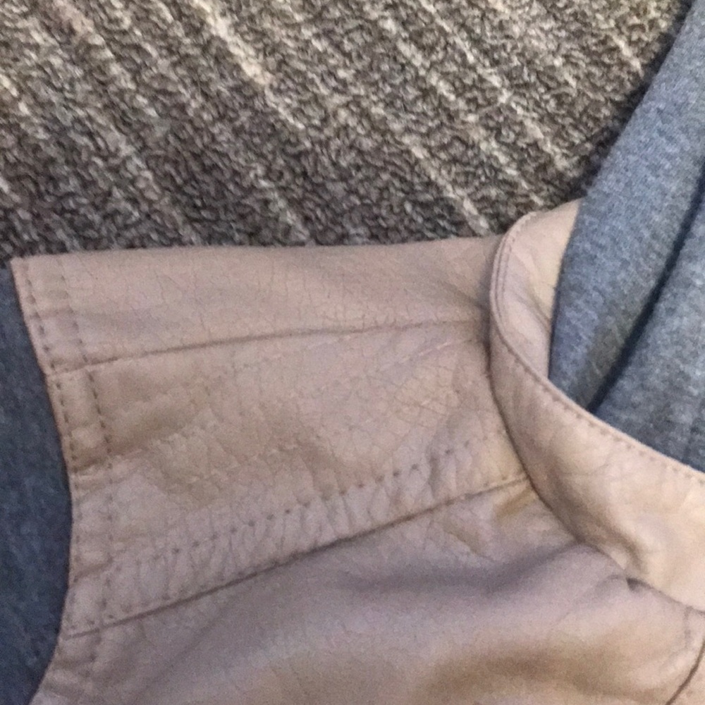 Jacket - Picture 2 of 3